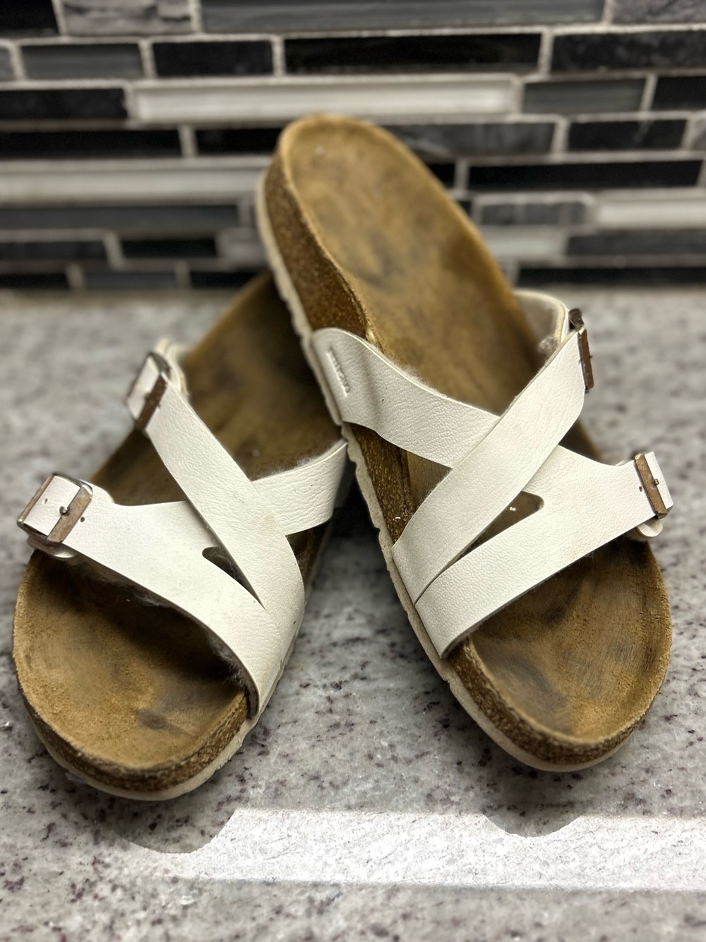 Birkenstock Yao White Cross-Strap Women’s Slide Sandals size 8(39)